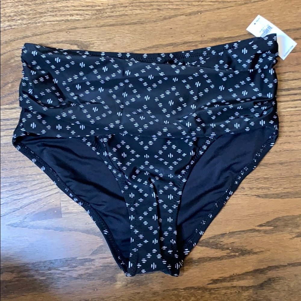 NWT okay black bathing suit bottom - flattering